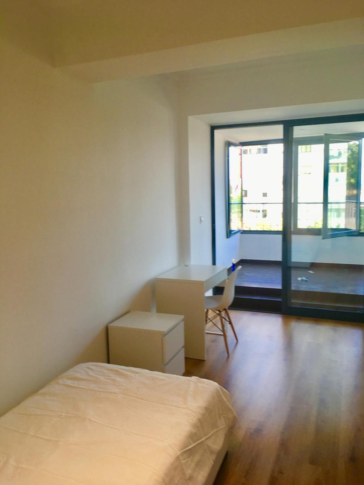 Bedrooms In Modern Guest House 阿尔马达 外观 照片